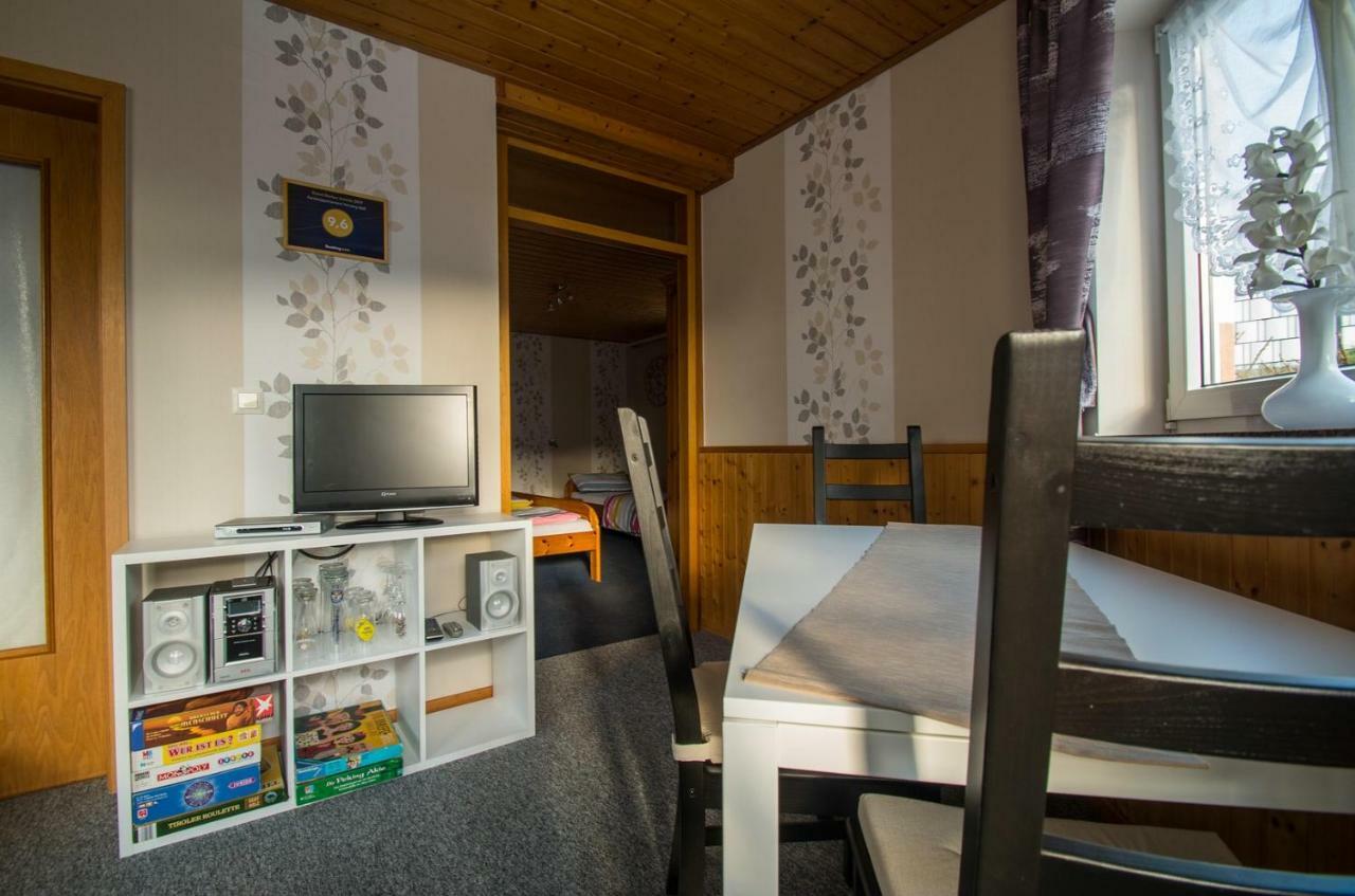 Ferienappartement Persang Gbr Eppenbrunn Exterior foto